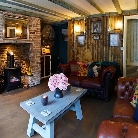 Boutique Fisherman's Grade Ii Listed *